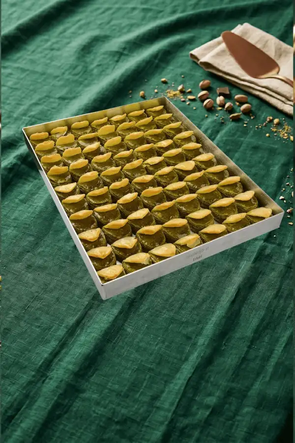 Dilber Dudağı Ağzı Açık